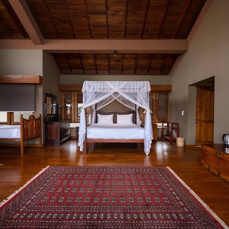 Atulya Villas Нувара-Элия Экстерьер фото